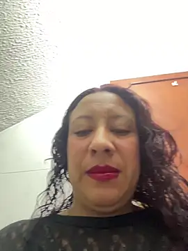 Snapshot of Ximena_firee chatting on 02-18-26, 11:28 Ximena firee online show from 02-18-26, 11:28