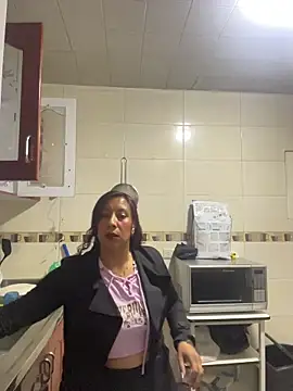 Snapshot of Ximena_firee chatting on 02-19-26, 11:17 Ximena firee online show from 02-19-26, 11:17