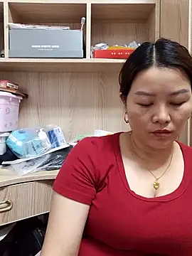 Snapshot of Jennie_dogy chatting on 06-11-26, 01:16 Jennie dogy online show from 06-11-26, 01:16