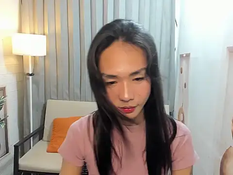 Snapshot of BigCockKiara chatting on 02-08-26, 05:33 BigCockKiara online show from 02-08-26, 05:33