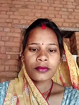 Snapshot of Hot_ree64 chatting on 02-18-26, 07:04 Hot ree64 online show from 02-18-26, 07:04