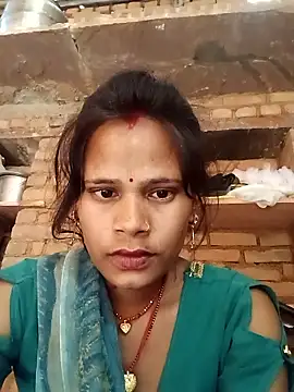 Snapshot of Hot_ree64 chatting on 02-20-26, 06:26 Hot ree64 online show from 02-20-26, 06:26