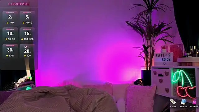 Snapshot of KatherineSwan chatting on 02-25-26, 06:50 KatherineSwan online show from 02-25-26, 06:50