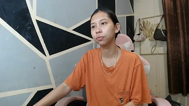 Snapshot of Charming_lexi chatting on 02-20-26, 08:49 Charming lexi online show from 02-20-26, 08:49