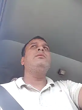 Snapshot of indiandesivillegeboy chatting on 06-18-26, 05:08 indiandesivillegeboy online show from 06-18-26, 05:08