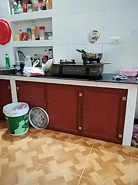 Snapshot of LiilyZi chatting on 02-11-26, 03:33 LiilyZi online show from 02-11-26, 03:33