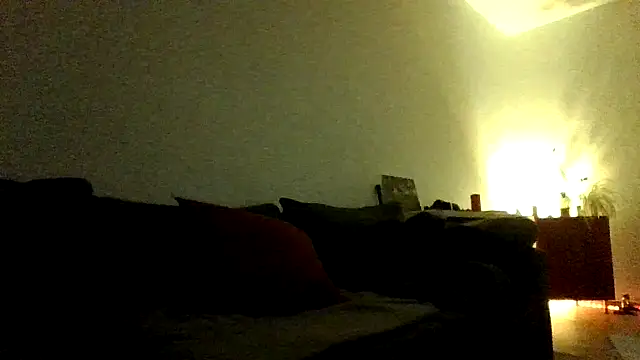 Snapshot of Tommyzzzzzz chatting on 12-04-24, 06:17 Tommyzzzzzz online show from 12-04-24, 06:17