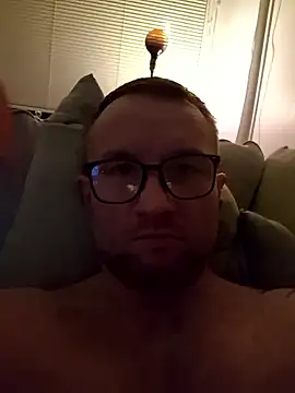 Snapshot of Tommyzzzzzz chatting on 01-18-26, 07:06 Tommyzzzzzz online show from 01-18-26, 07:06