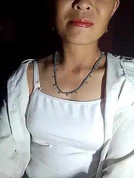 Snapshot of witch-xx chatting on 07-01-26, 10:17 witch-xx online show from 07-01-26, 10:17