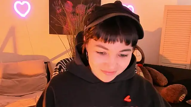 Snapshot of NeoGeisha chatting on 02-17-26, 10:23 NeoGeisha online show from 02-17-26, 10:23