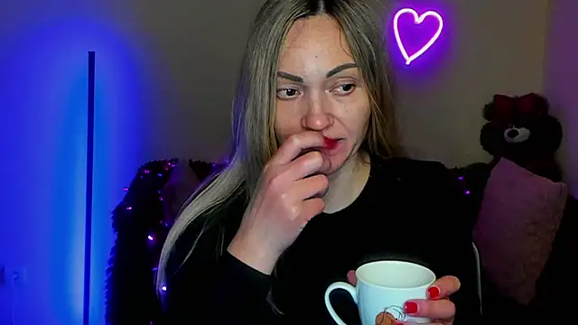 BlondMikey22 online show from 04-09-26, 05:29