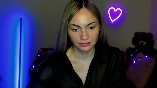 Snapshot of BlondMikey22 chatting on 05-16-26, 10:36 BlondMikey22 online show from 05-16-26, 10:36