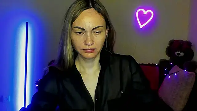 Snapshot of BlondMikey22 chatting on 05-23-26, 11:25 BlondMikey22 online show from 05-23-26, 11:25