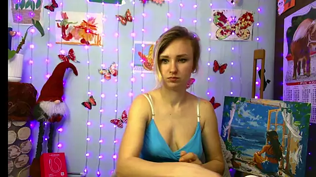 Snapshot of HarleyWidLife chatting on 02-28-26, 12:50 HarleyWidLife online show from 02-28-26, 12:50