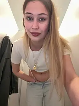 blonde exe online show from 05-05-26, 03:31