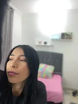 Snapshot of MEDUSA_EF chatting on 02-17-26, 12:56 MEDUSA EF online show from 02-17-26, 12:56