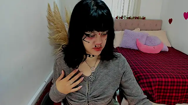 Snapshot of Nahemot_sadish chatting on 02-20-26, 12:38 Nahemot sadish online show from 02-20-26, 12:38