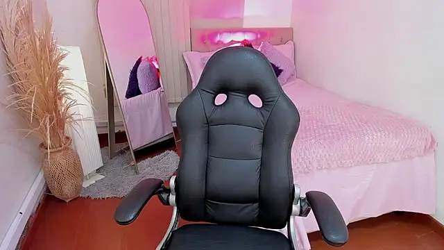 Snapshot of Nahemot_sadish chatting on 03-01-26, 12:12 Nahemot sadish online show from 03-01-26, 12:12