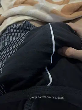 Snapshot of bigdick_bigcum1 chatting on 02-26-26, 01:21 bigdick bigcum1 online show from 02-26-26, 01:21