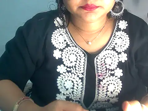 Snapshot of Saniya_K2 chatting on 02-24-26, 05:33 Saniya K2 online show from 02-24-26, 05:33