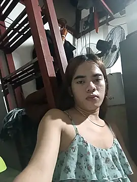 Snapshot of Wildcam21 chatting on 02-28-26, 06:36 Wildcam21 online show from 02-28-26, 06:36