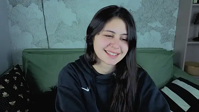 Snapshot of Maeren chatting on 03-04-26, 02:23 Maeren online show from 03-04-26, 02:23