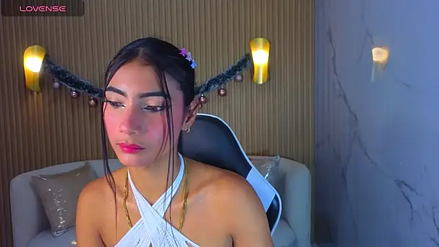 Snapshot of Perla_Moon_Tx chatting on 02-07-26, 12:42 Perla Moon Tx online show from 02-07-26, 12:42