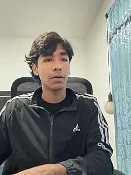 Snapshot of Pedestal_diamant chatting on 02-21-26, 11:28 Pedestal diamant online show from 02-21-26, 11:28