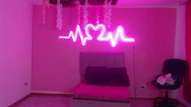 Snapshot of astrid_blaze_27 chatting on 03-07-26, 03:42 astrid blaze 27 online show from 03-07-26, 03:42