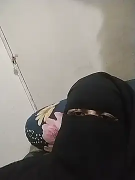 humari ladyboy online show from 07-18-26, 06:23
