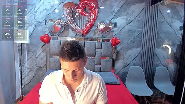 Snapshot of Manson_and_Zoe chatting on 02-15-26, 11:19 Manson and Zoe online show from 02-15-26, 11:19