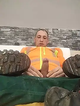 Snapshot of Ridergayboy chatting on 02-06-26, 07:34 Ridergayboy online show from 02-06-26, 07:34