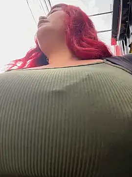 Snapshot of Lia-Moon77 chatting on 02-16-26, 07:43 Lia-Moon77 online show from 02-16-26, 07:43