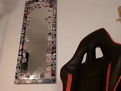 Snapshot of nate_rott chatting on 02-14-26, 11:18 nate rott online show from 02-14-26, 11:18