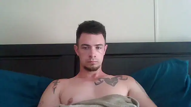 Snapshot of midnightsinz chatting on 04-27-26, 07:56 midnightsinz online show from 04-27-26, 07:56