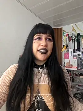 Snapshot of valen_ros chatting on 06-26-26, 01:59 valen ros online show from 06-26-26, 01:59
