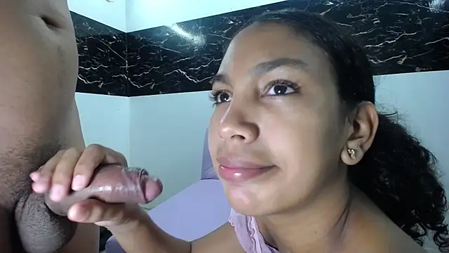 Snapshot of Party_Star1 chatting on 02-11-26, 03:44 Party Star1 online show from 02-11-26, 03:44