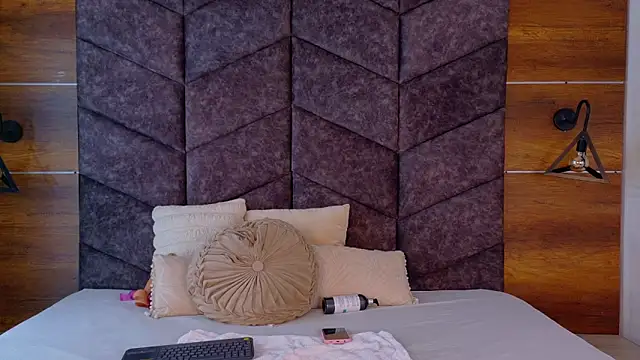 Snapshot of FernandaBrown__ chatting on 02-24-26, 07:34 FernandaBrown online show from 02-24-26, 07:34