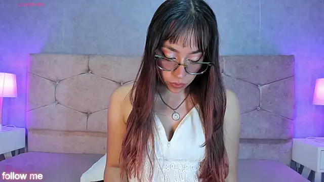 Snapshot of Chloe_Miiler chatting on 02-24-26, 01:31 Chloe Miiler online show from 02-24-26, 01:31