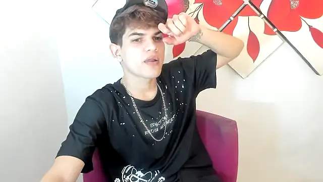 Jesshot bigcock20cm online show from 03-12-26, 04:07