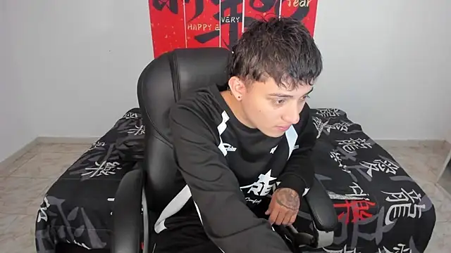 Wesleey-Boy online show from 04-09-26, 06:57