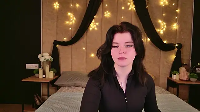 Milana Bold online show from 02-22-26, 08:29