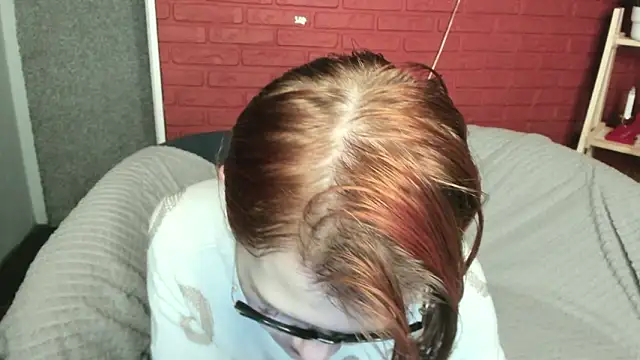 Snapshot of Ula_ulaa chatting on 02-18-26, 05:47 Ula ulaa online show from 02-18-26, 05:47