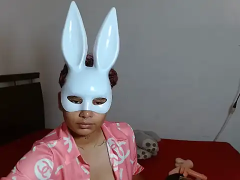 Snapshot of scarletfox__3 chatting on 02-07-26, 04:38 scarletfox 3 online show from 02-07-26, 04:38