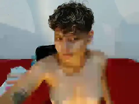 Snapshot of scarletfox__3 chatting on 02-22-26, 01:40 scarletfox 3 online show from 02-22-26, 01:40