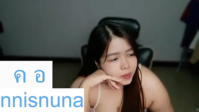 Snapshot of nunanunanuna chatting on 06-16-26, 06:43 nunanunanuna online show from 06-16-26, 06:43