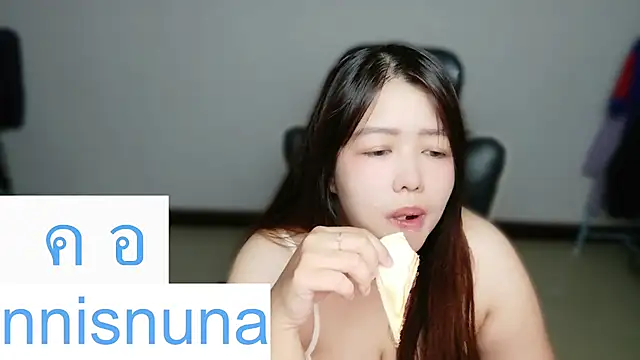 Snapshot of nunanunanuna chatting on 07-19-26, 01:48 nunanunanuna online show from 07-19-26, 01:48