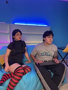 EmilyAndAndrew online show from 02-16-26, 03:46