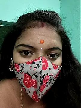 Snapshot of Tamilkannadacouple chatting on 05-21-26, 06:04 Tamilkannadacouple online show from 05-21-26, 06:04