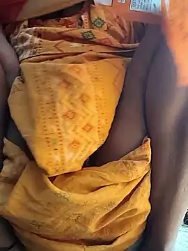 Snapshot of Sweet-runi chatting on 02-06-26, 03:44 Sweet-runi online show from 02-06-26, 03:44